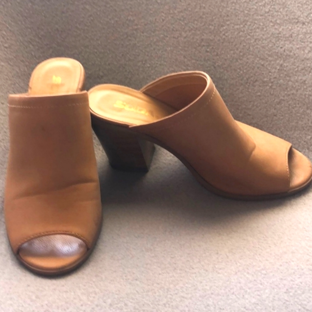 Tan Peep Toe slide mules by SODA